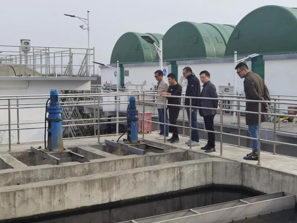 中国水环境集团专家组一行到久基水务考察交流